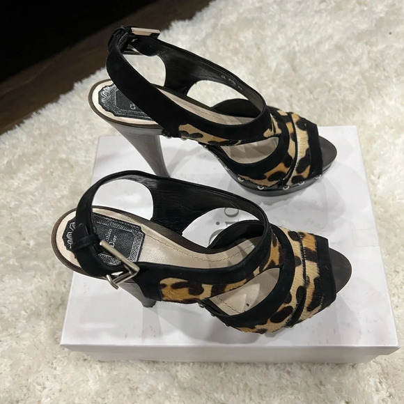Luxury DIOR LEOPARD PRINT PONY FUR
PLATFORM SANDALS HEELS SHOES Size: 8 | IT 38 - Picture 3 of 7